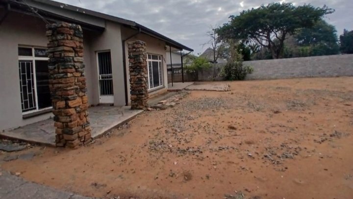 7 Bedroom Property for Sale in Rustenburg Central North West